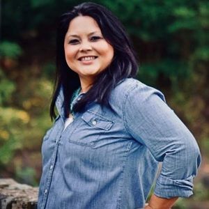 Meet your Posher, Claudia